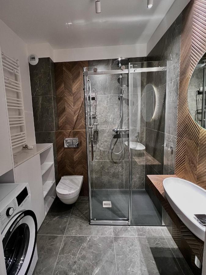 Modern Stone Hill Apartment Шклярська Поремба Екстер'єр фото