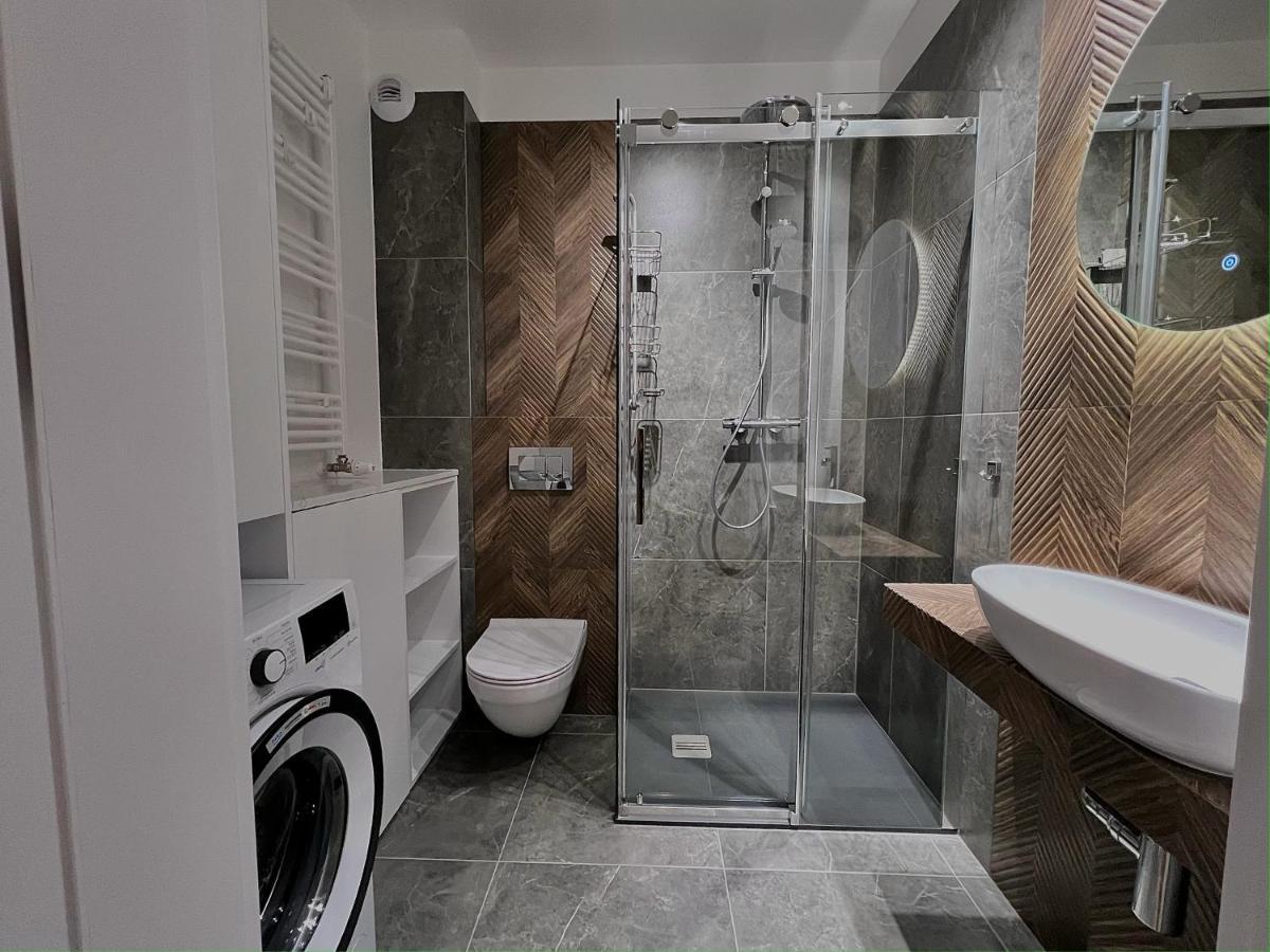 Modern Stone Hill Apartment Шклярська Поремба Екстер'єр фото