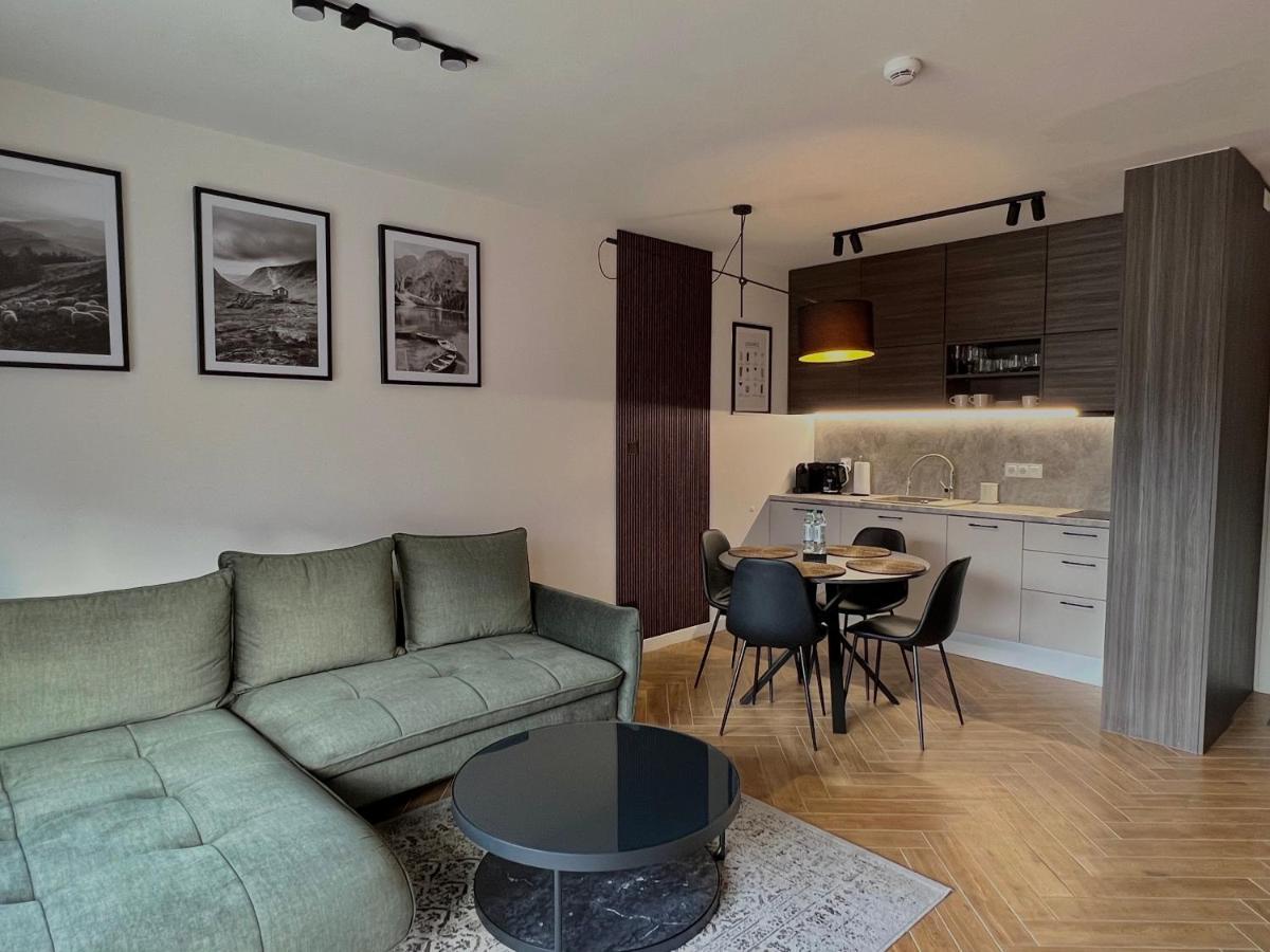 Modern Stone Hill Apartment Шклярська Поремба Екстер'єр фото